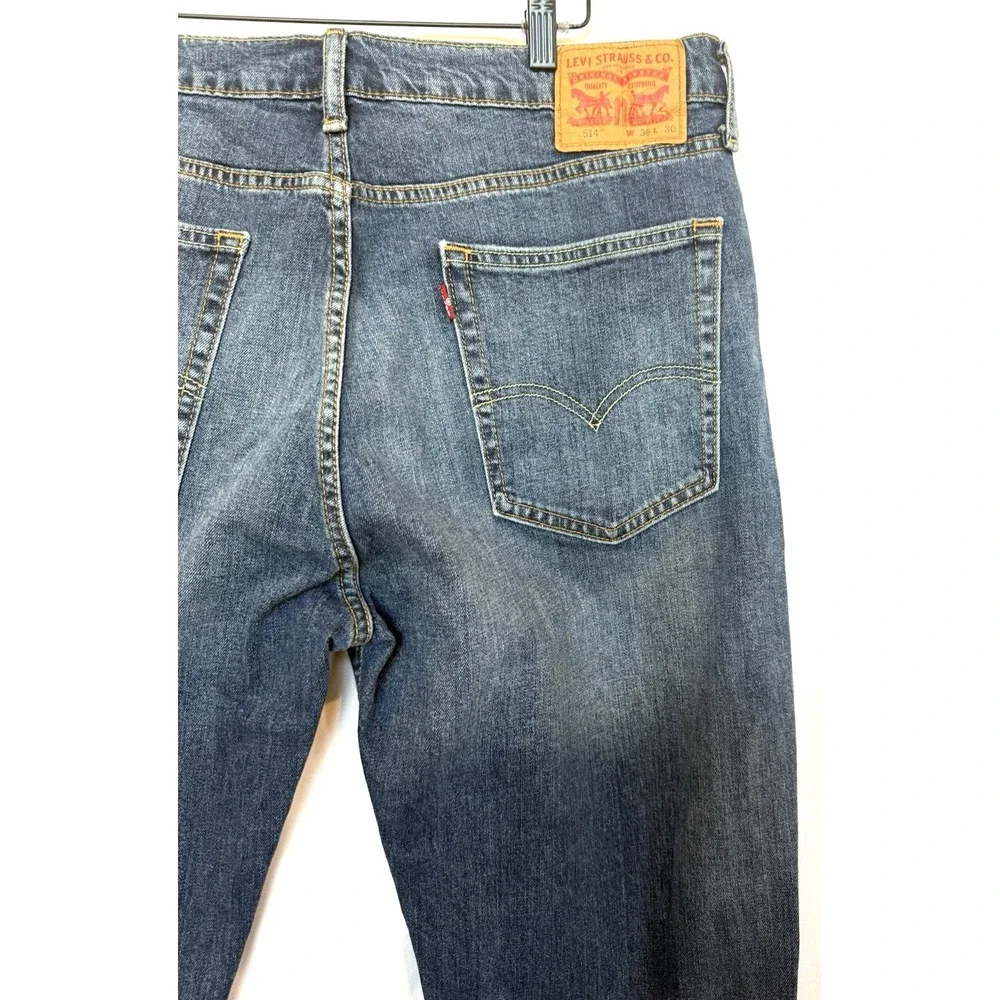 Levis 514 Mens Straight Leg Jeans 36 x 30 Medium Wash Denim Whiskered Preppy